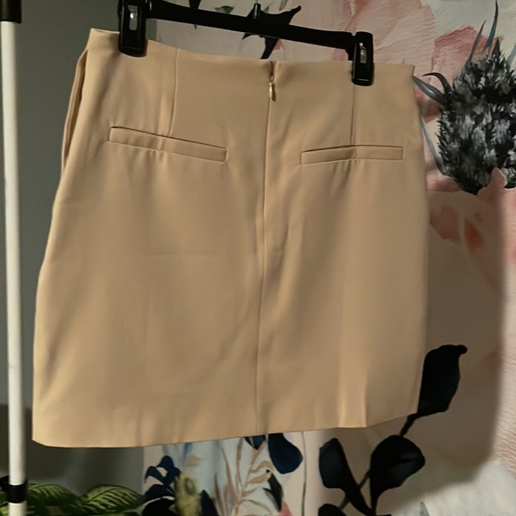 Menna Short skirt - Picture 2 of 7